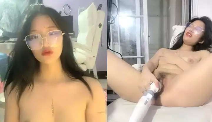 avid6357ad3a62641-sexy live broadcast room of a retro-beautiful square-frame glasses girl~breastless breasts and a big white stick shaking her pussy~